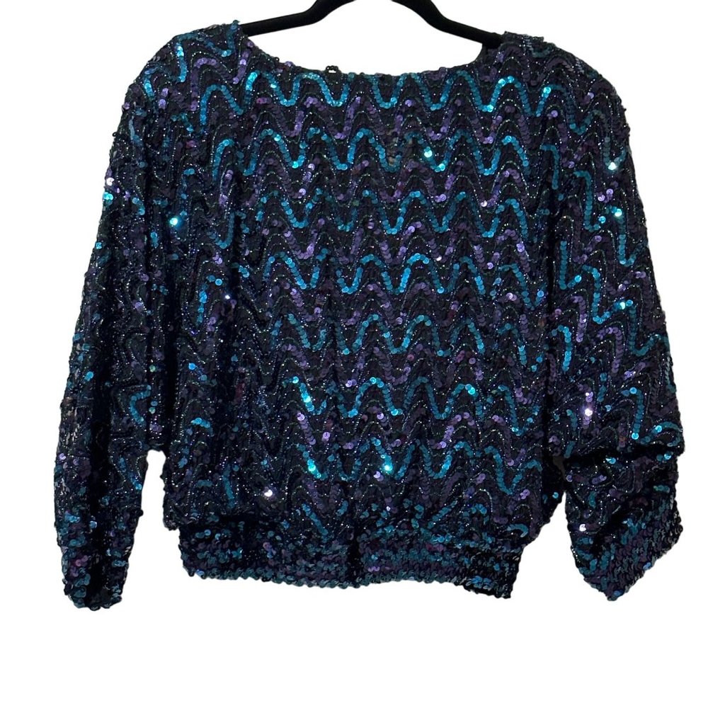 VTG Three Flaggs made in USA women’s sz M blue purple sequin holiday cropped top - Picture 3 of 6